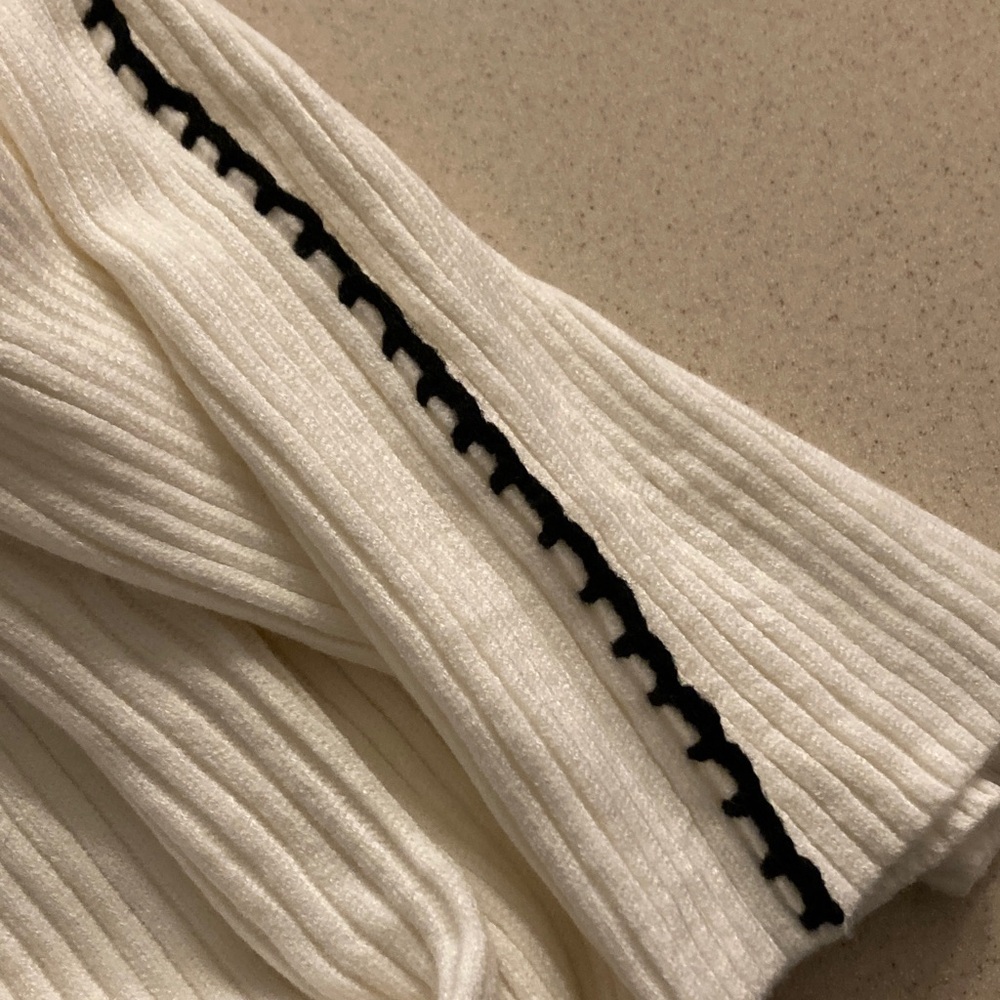 Kirundo NWT White Sweater with Black Accent Women Size XL - Picture 11 of 14
